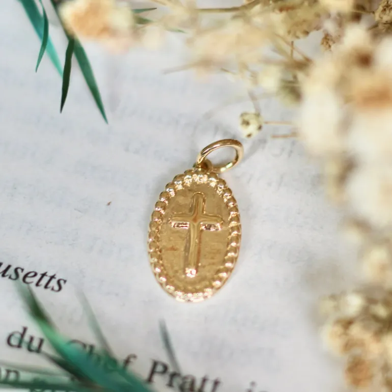 Perrine et Antoinette Petits Pendentifs | Pendentifs Religieux^PENDENTIF NEMA
