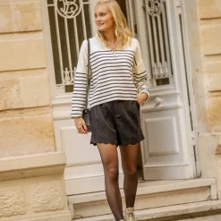 Perrine et Antoinette Bas^SHORT ALESSANDRO